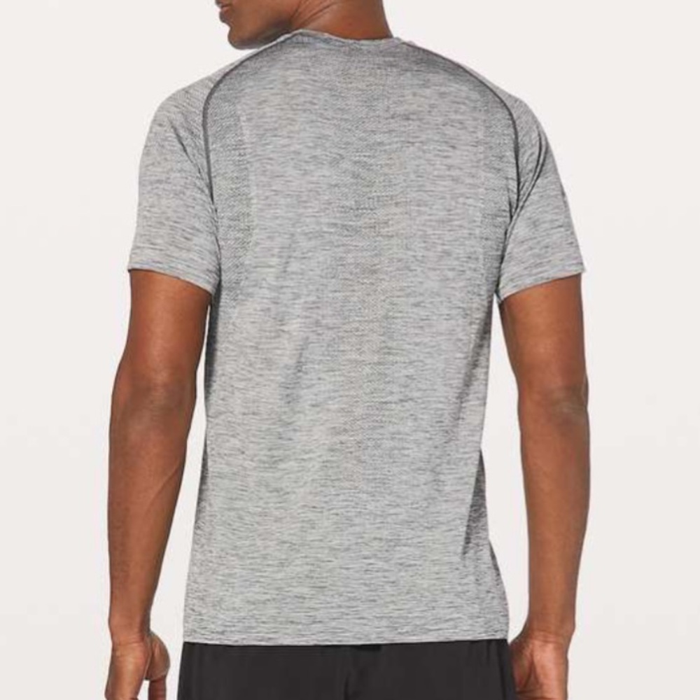 Men’s Lululemon Metal Vent Tech Short Sleeve - Picture 2 of 6